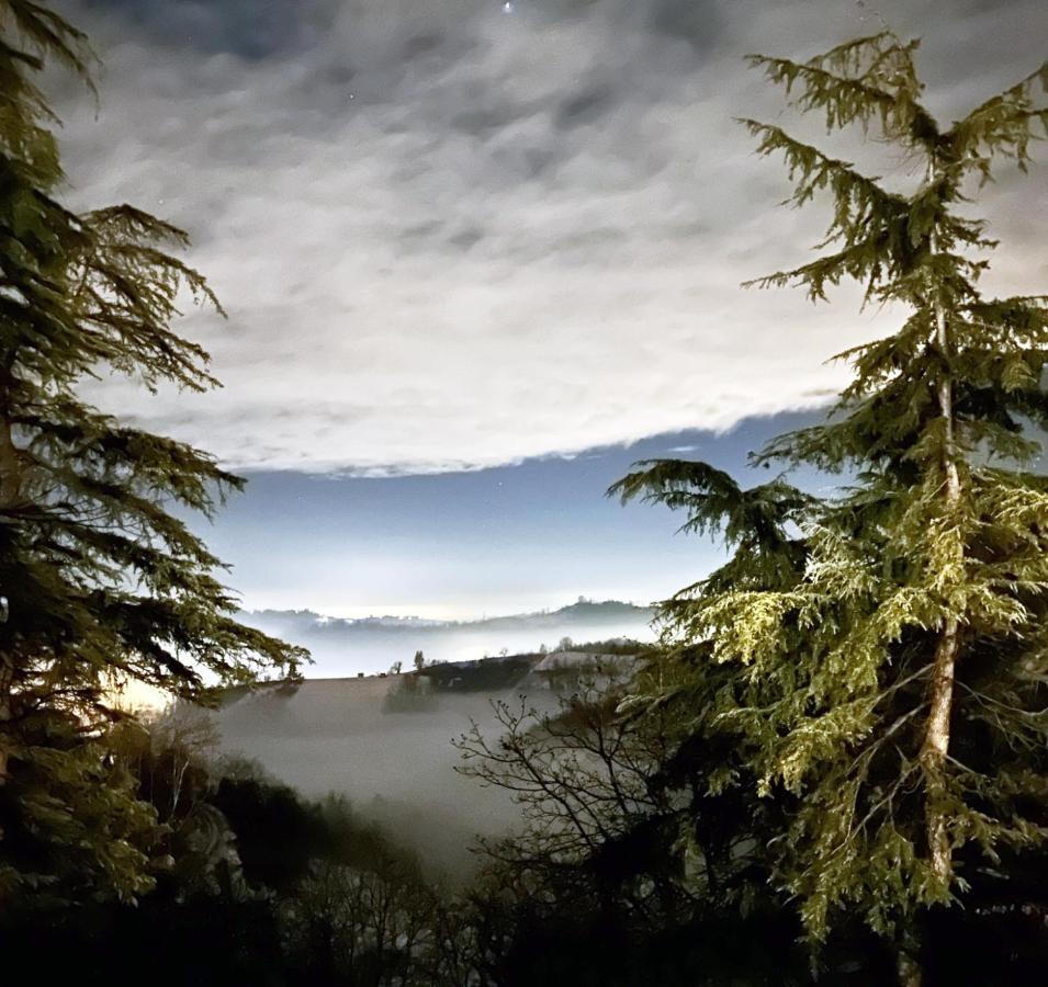 شقة Dimora Roe Monticello d'Alba المظهر الخارجي الصورة